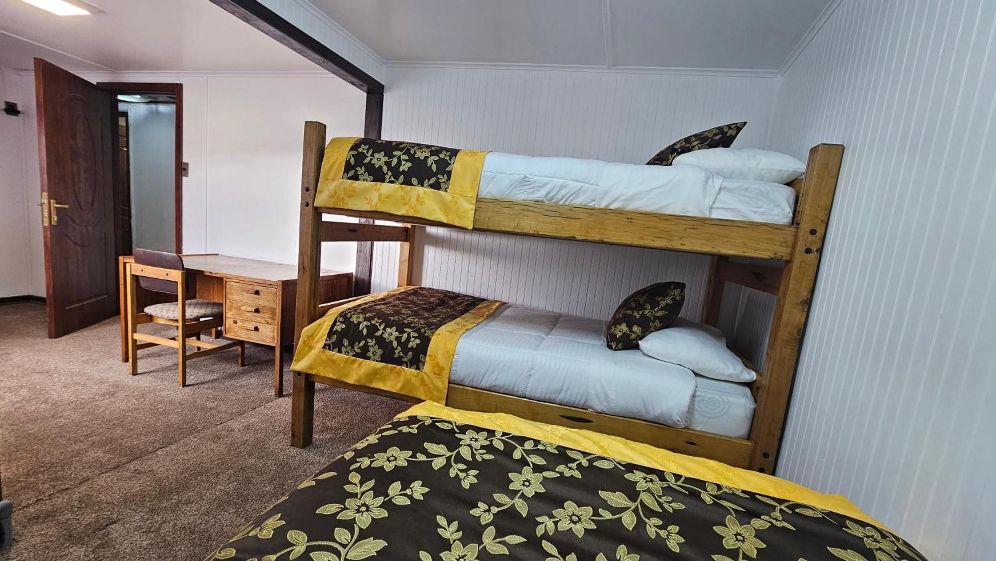 פוארטו וויליאמס Hotel Forjadores Del Cabo De Hornos מראה חיצוני תמונה